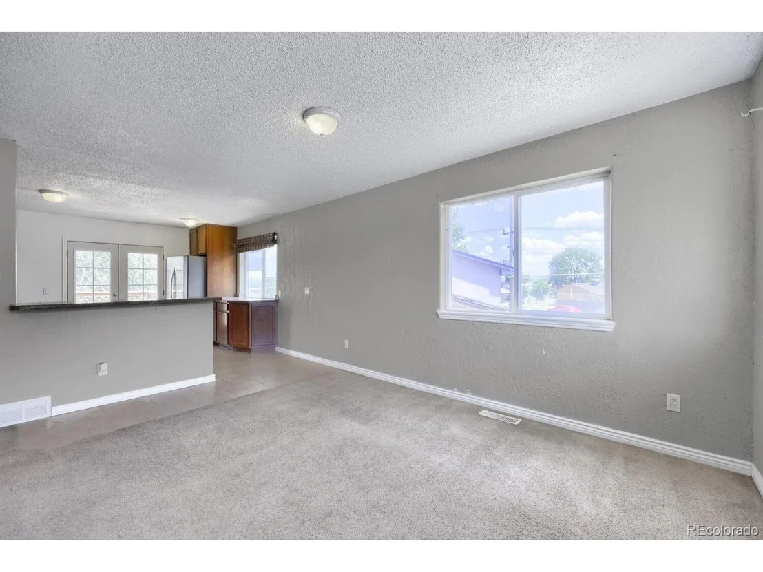 Photo of 7530 Hilltop Cir