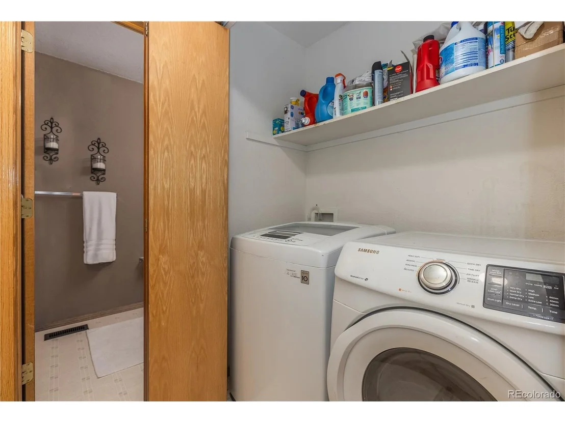 Photo of 1349 Carnation Cir