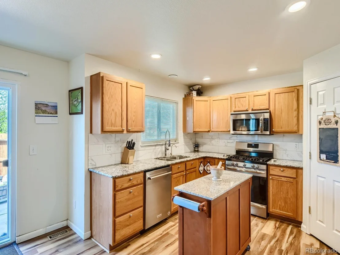 Photo of 8551 Saddleman Rd