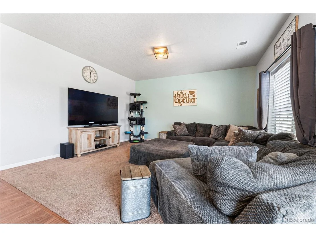 Photo of 4547 E 95th Dr