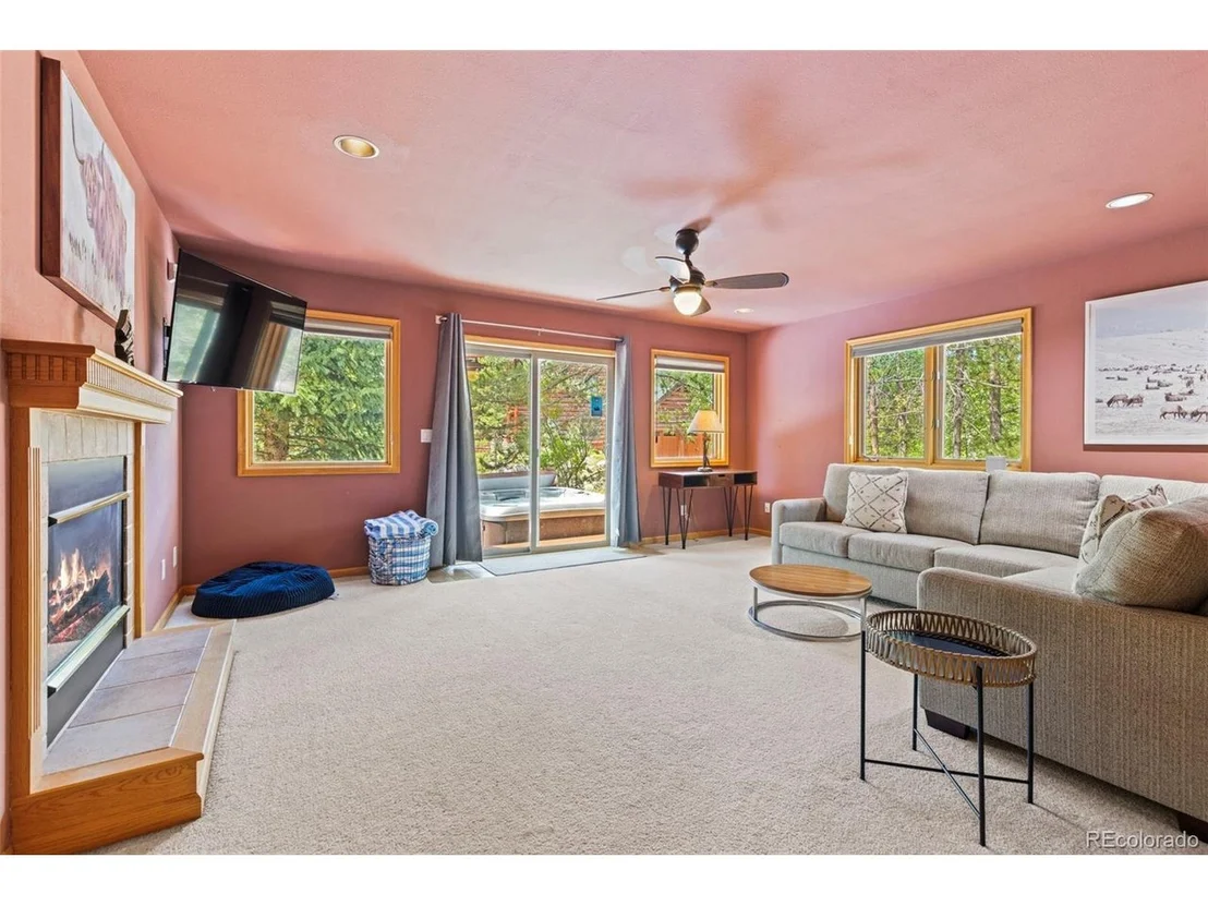 Photo of 395 Black Hawk Cir