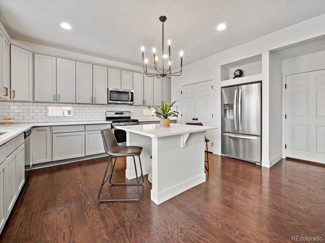Photo of 1097 Acadia Cir