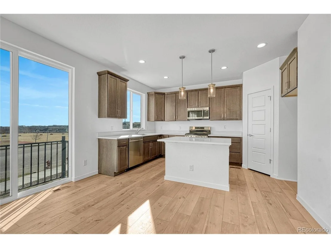 Photo of 246 Mohawk Cir