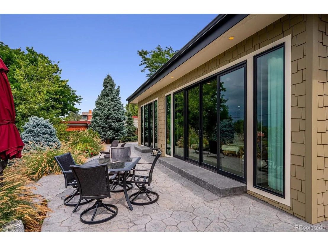 Photo of 31 Skyline Dr