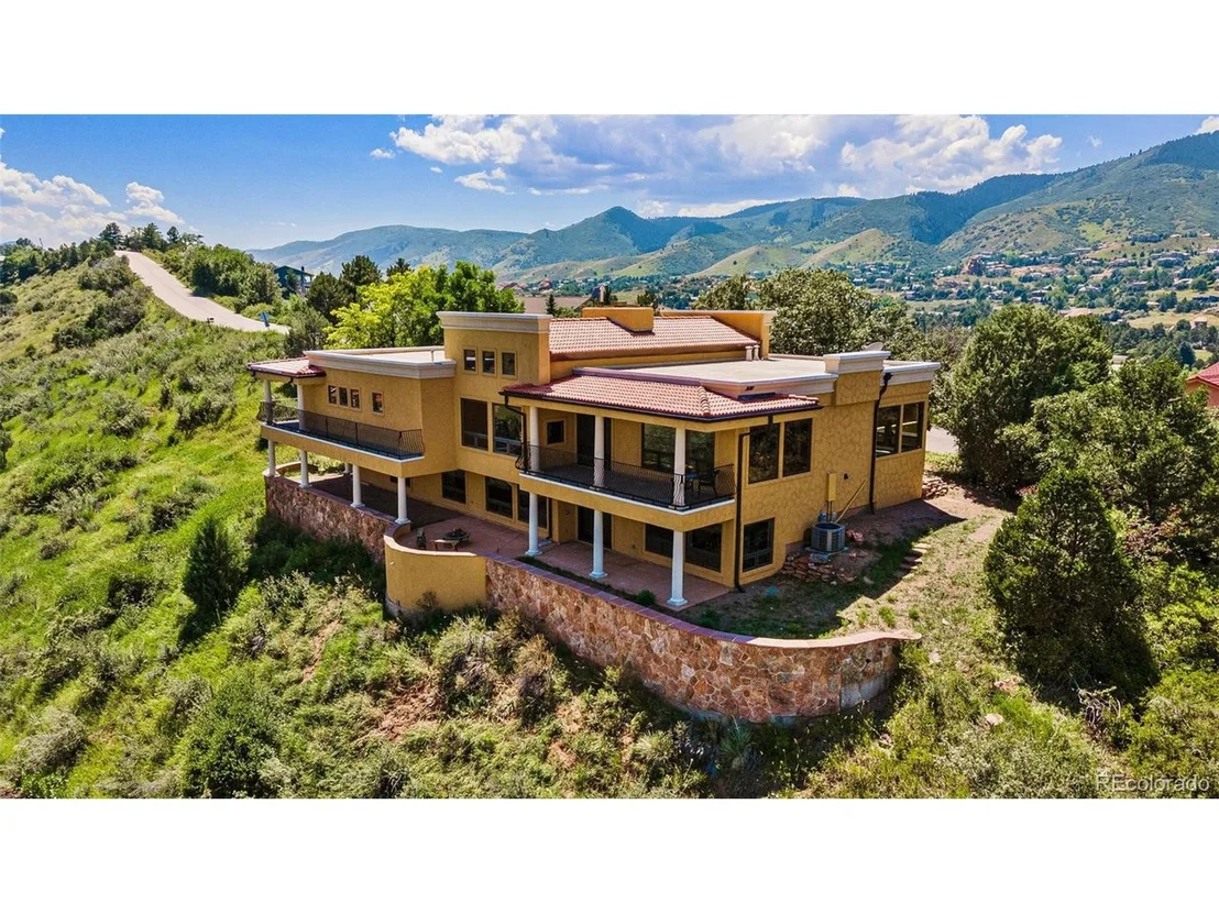 Photo of 5970 Crestbrook Dr