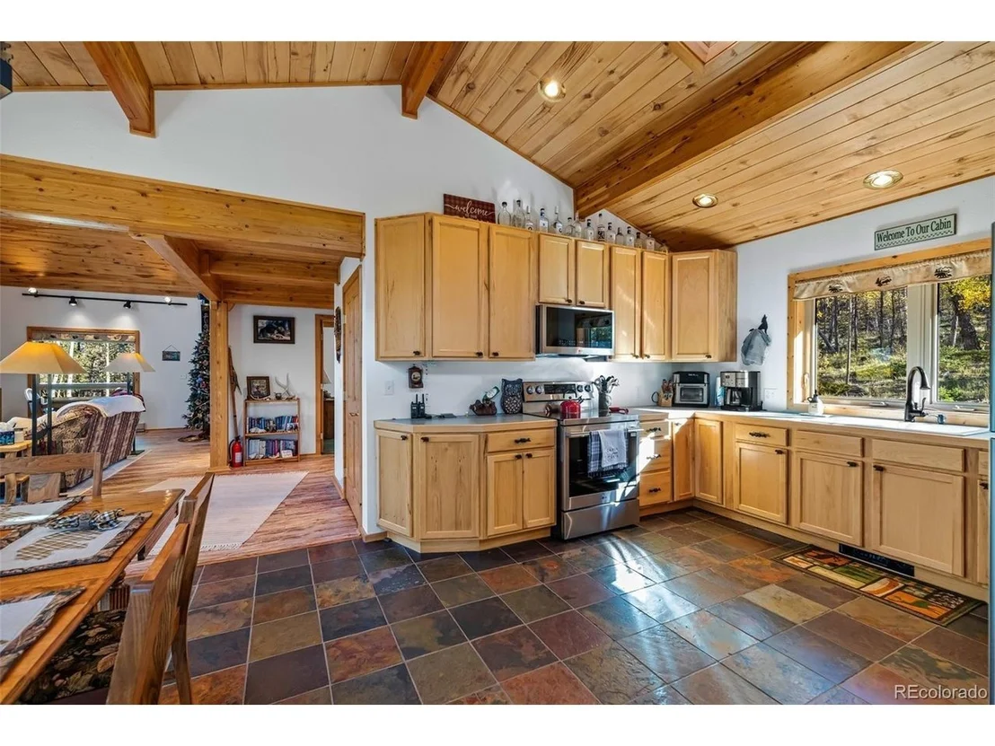 Photo of 913 Longbow Dr