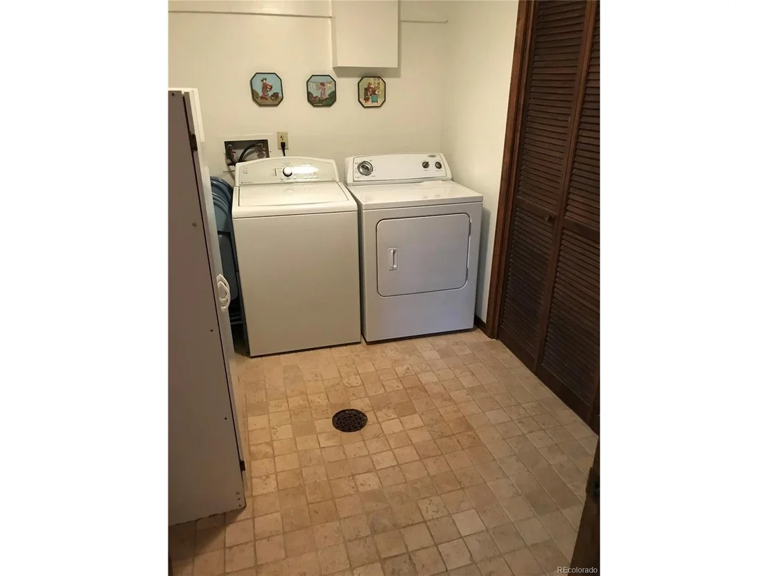 Photo of 6751 Urban Cir