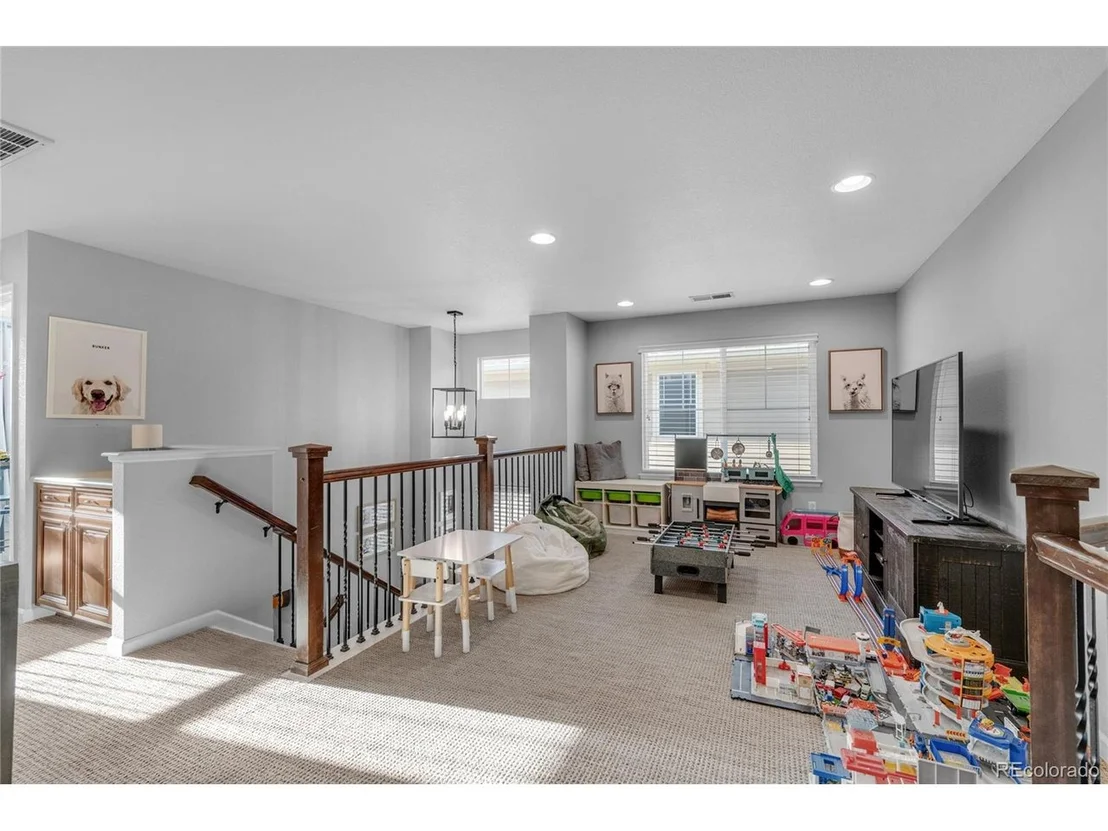 Photo of 147 Maxwell Cir