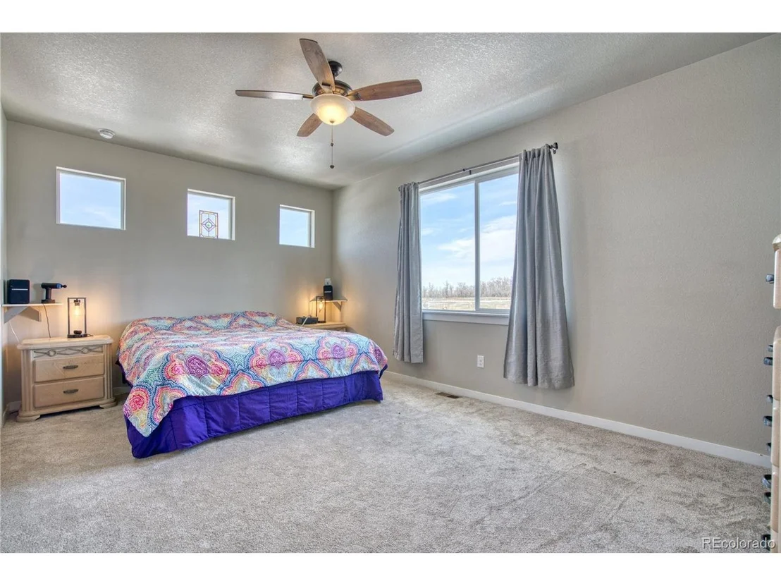Photo of 345 Foxtail Dr