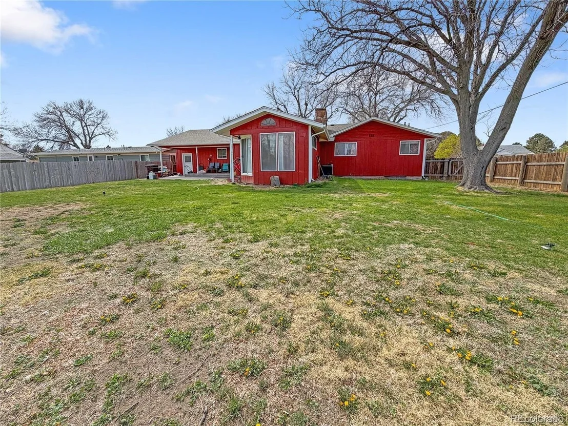 Photo of 662 Ash Ave