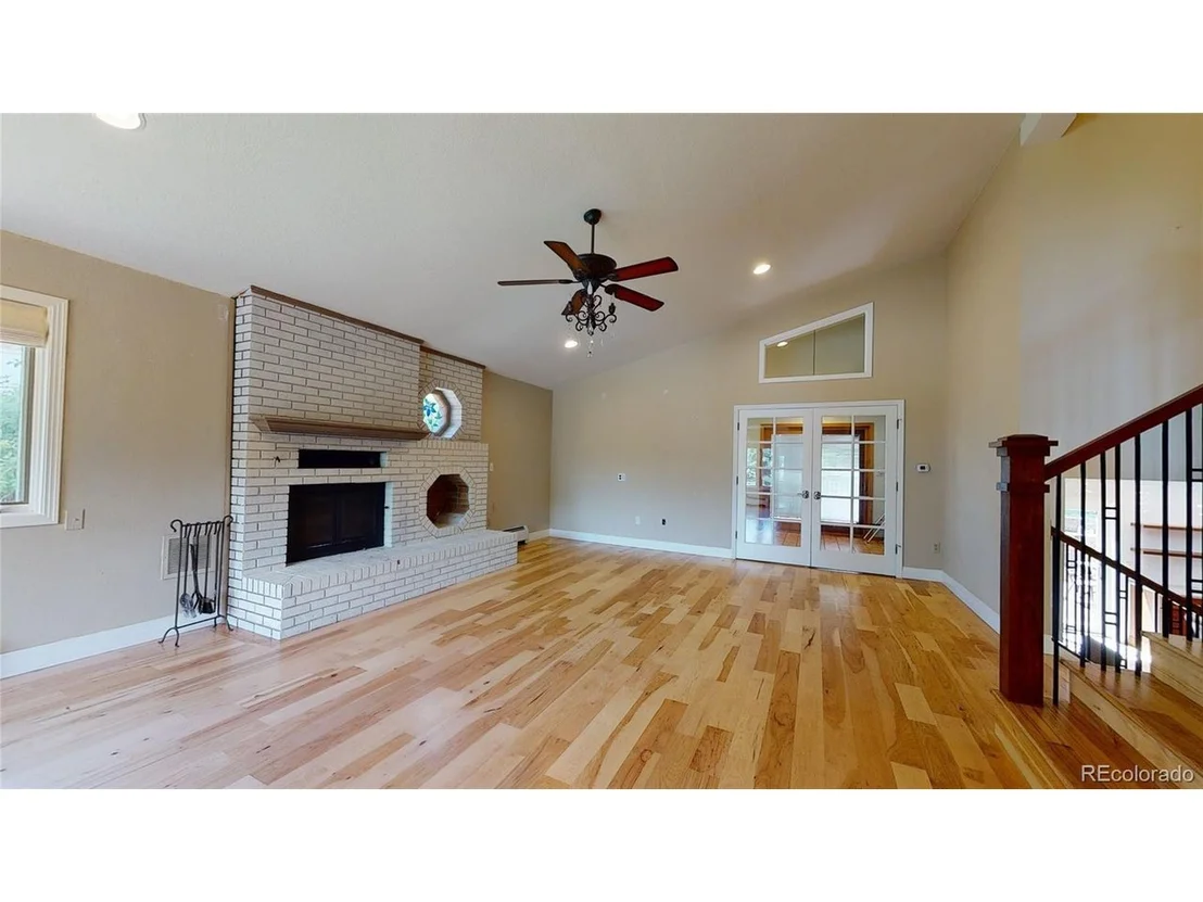 Photo of 5639 Willow Springs Dr