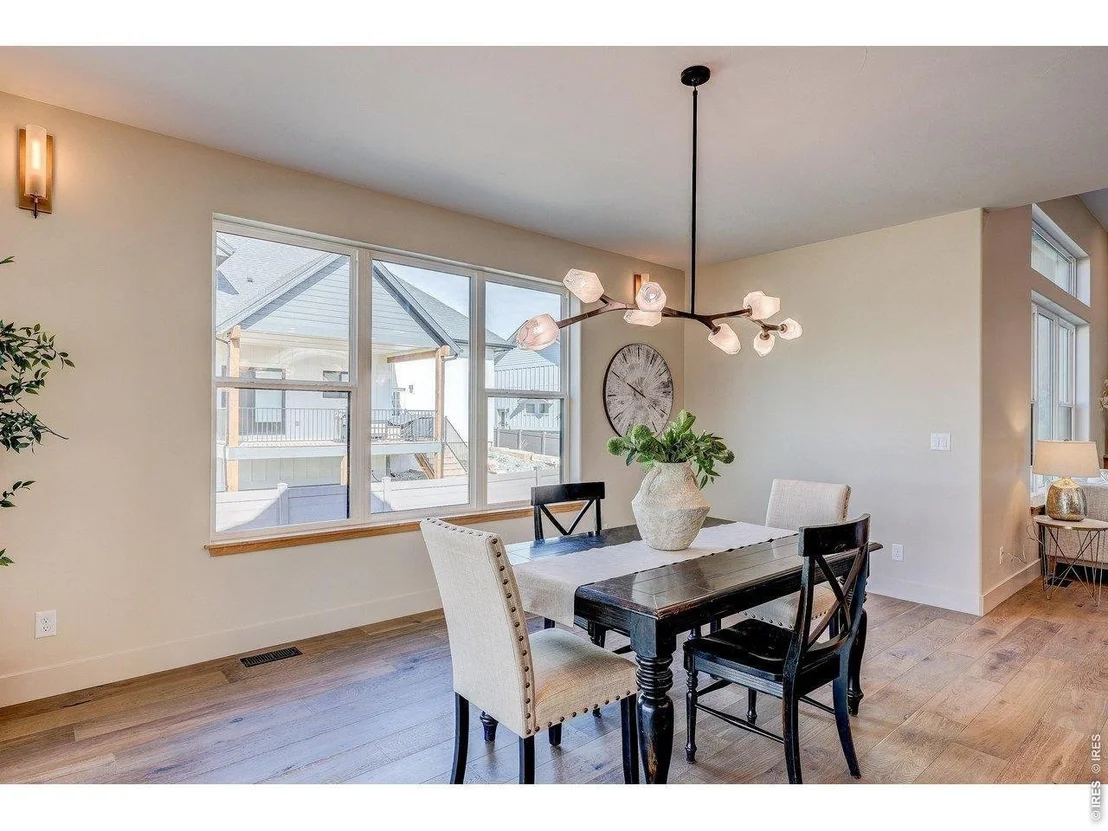 Photo of 1298 Burt Ave