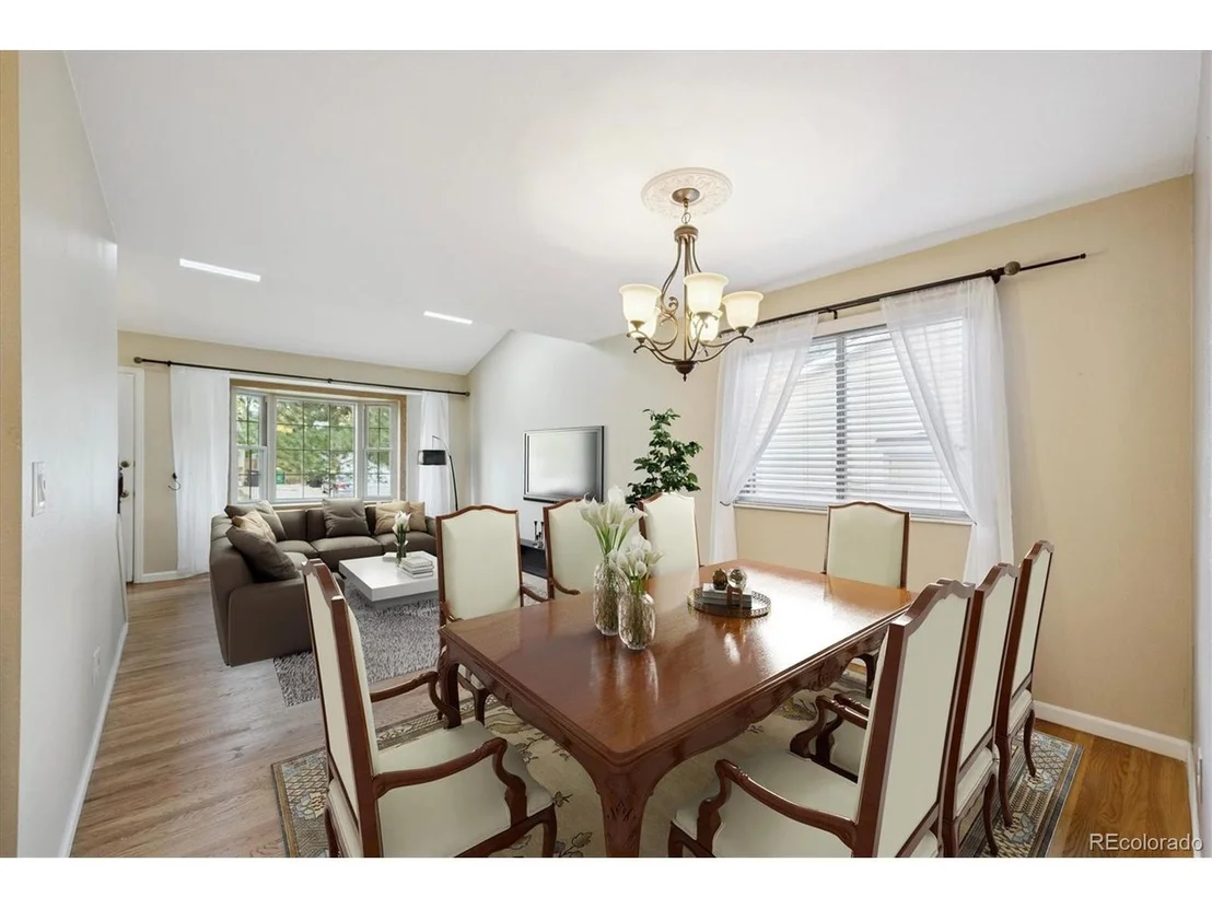 Photo of 6687 Devinney Ct