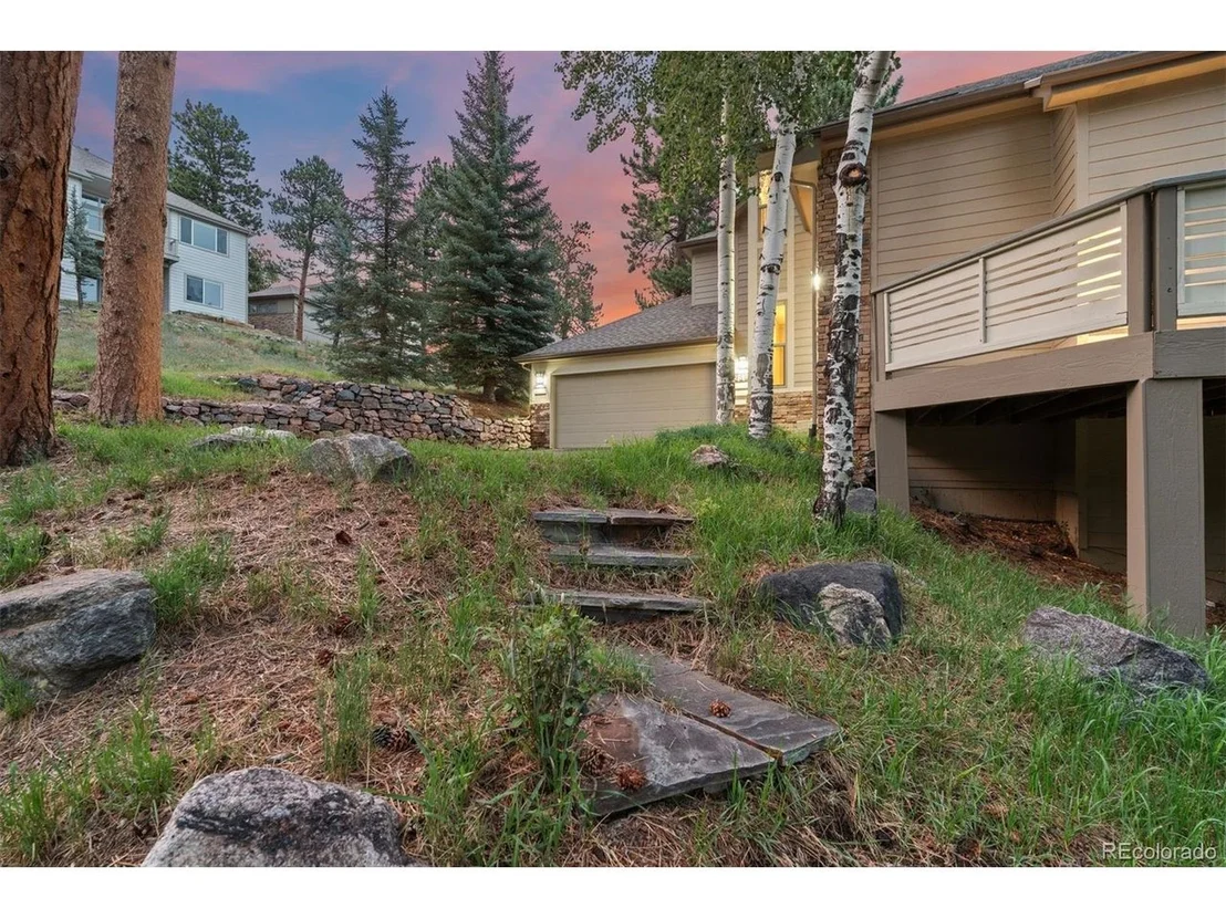 Photo of 3396 White Bark Pne