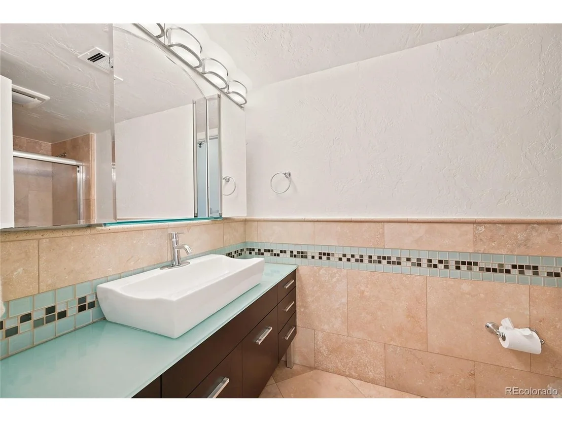 Photo of 2161 Torrey Pine Dr