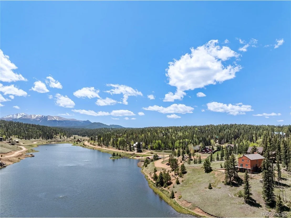Photo of 1506 Lake Pl