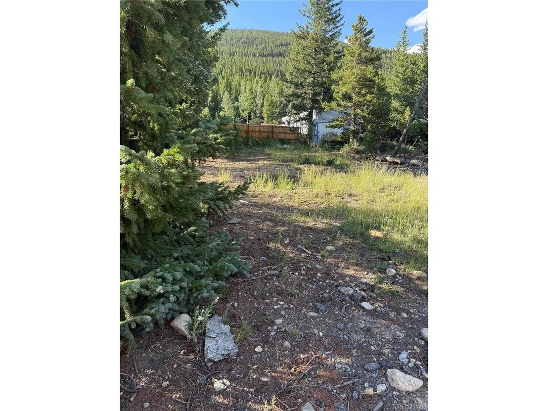 Photo of 343 Aspen Rd
