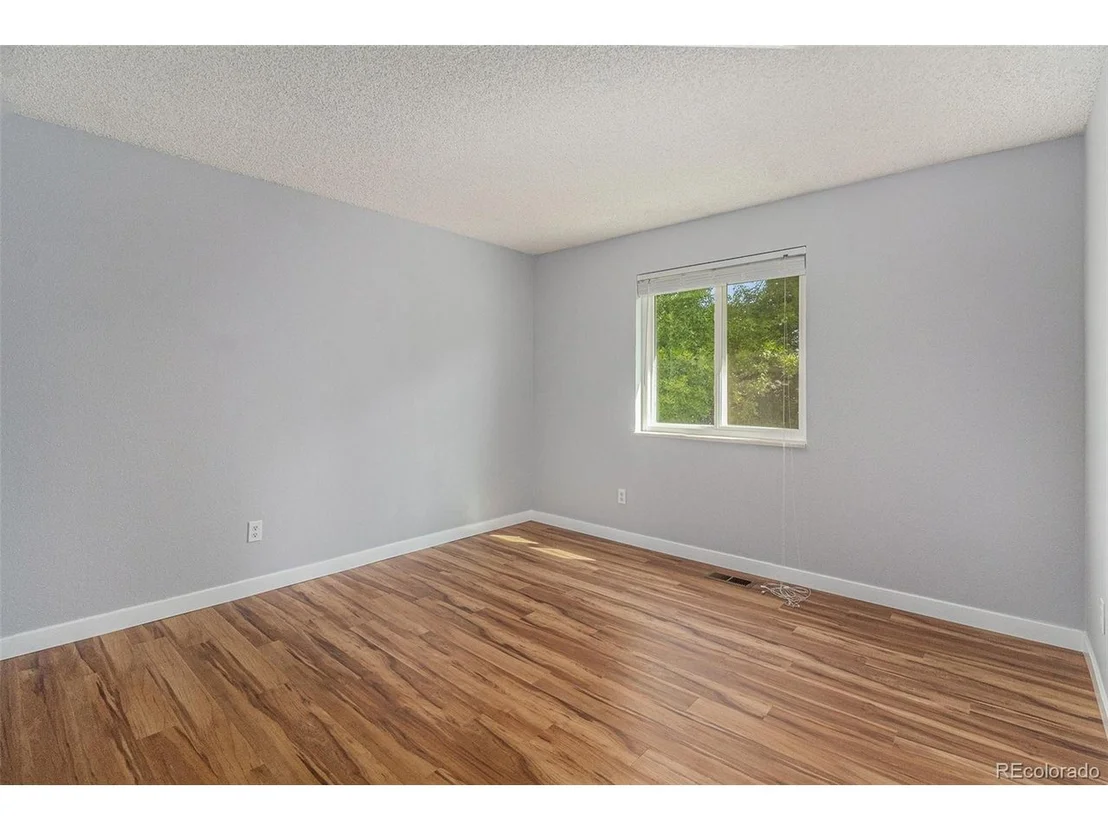 Photo of 10918 gray Cir