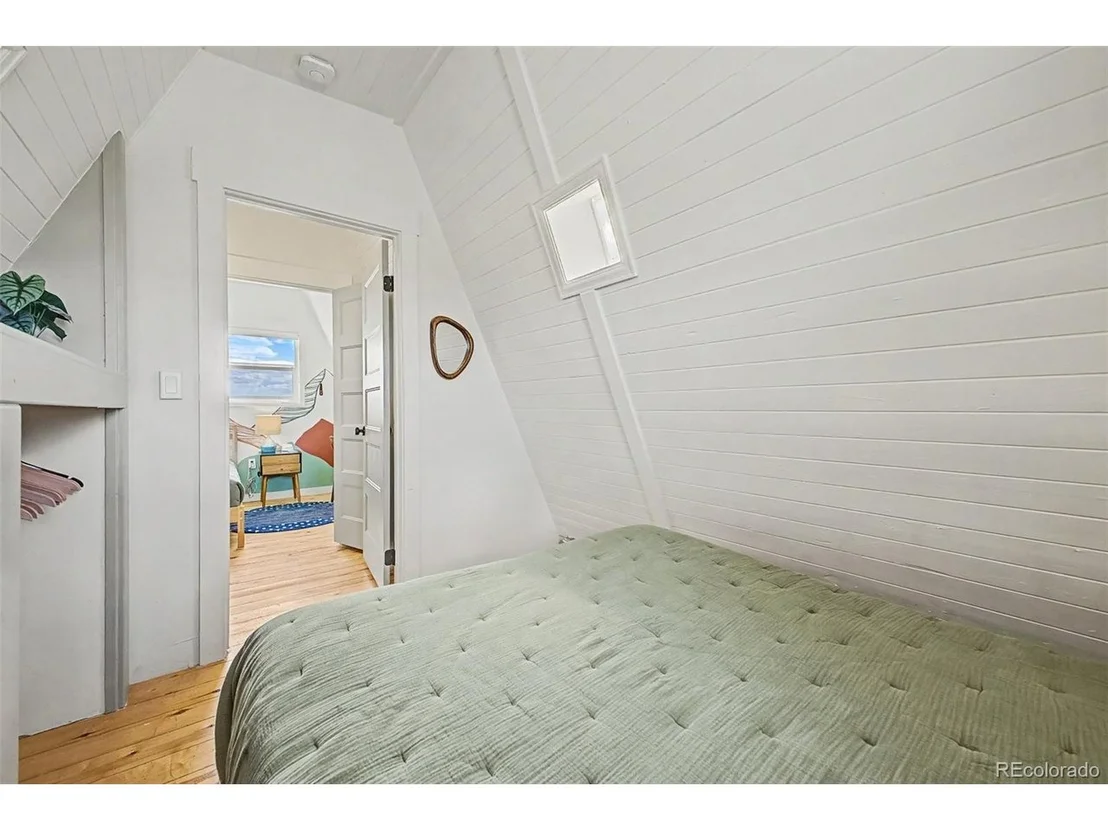 Photo of 1365 Kokanee Rd
