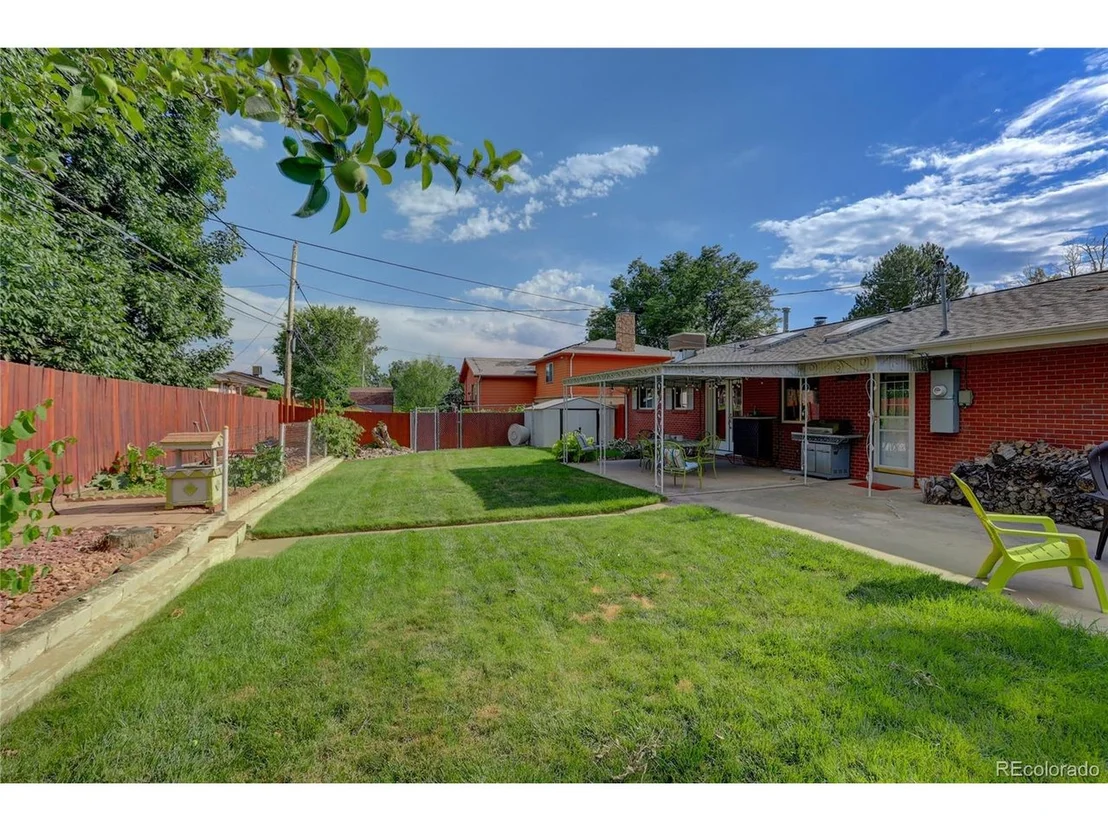 Photo of 6552 Iris St