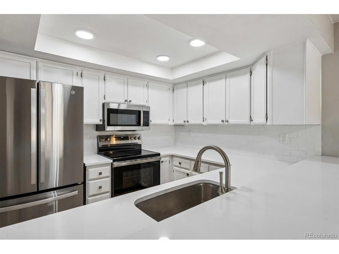 Photo of Unit D at 8787 Allison Dr