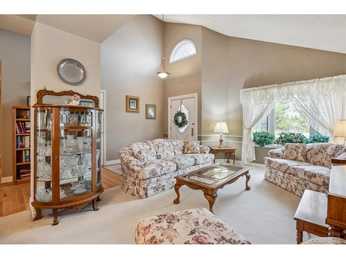 Photo of 17038 Lamar Dr