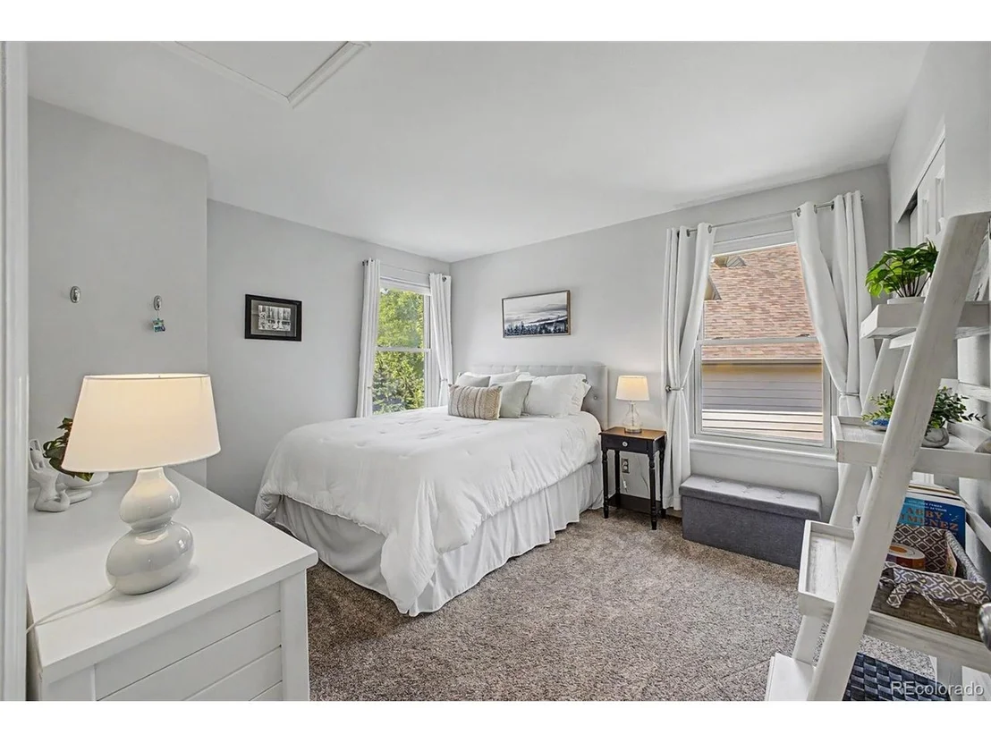 Photo of 1023 Meadow Run