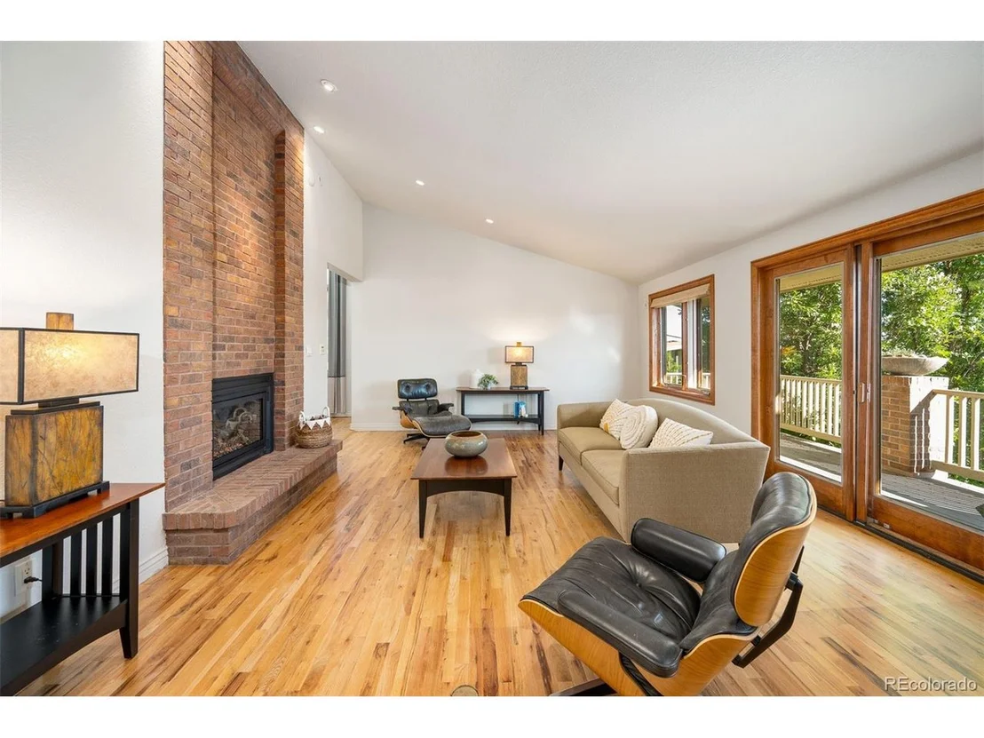 Photo of 2289 Old Quarry Rd