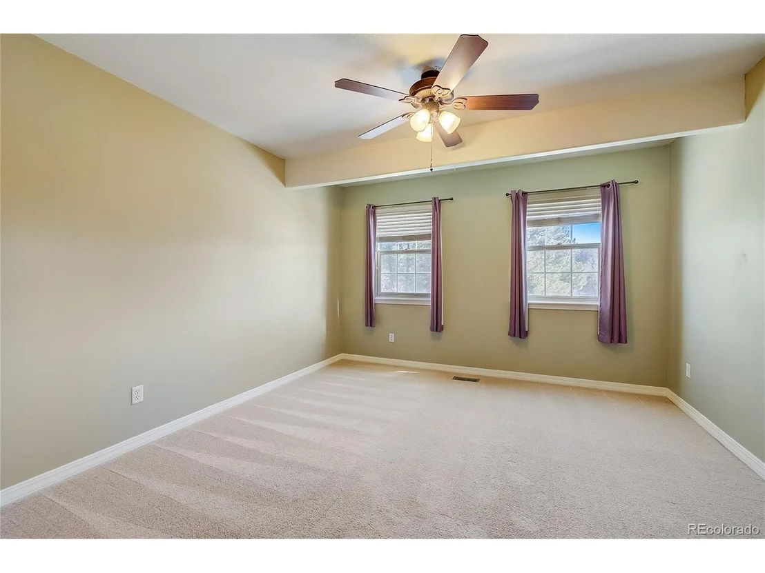 Photo of 1670 Ridgeview Cir