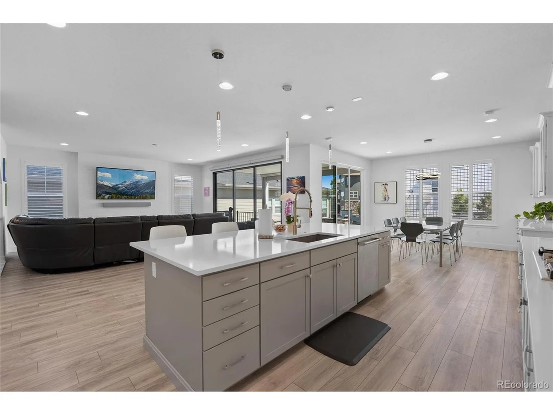 Photo of 1679 Oakpoint Way