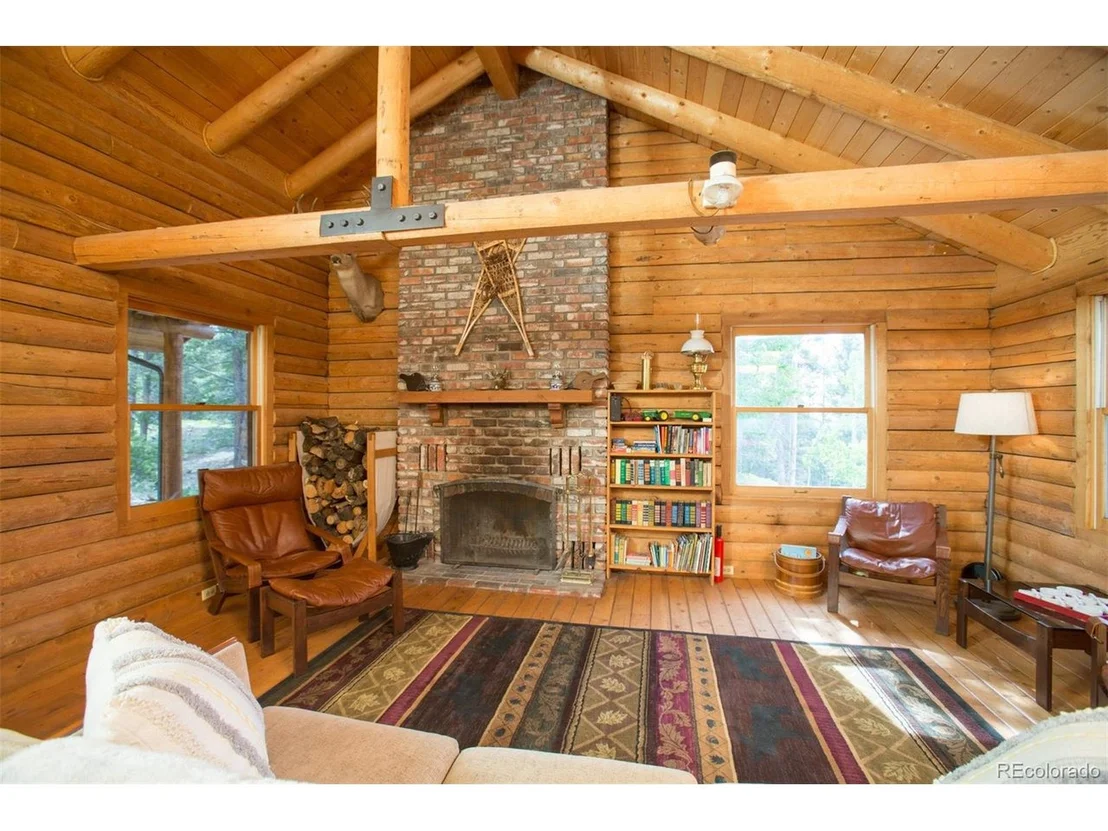 Photo of 1600 Venture Rd