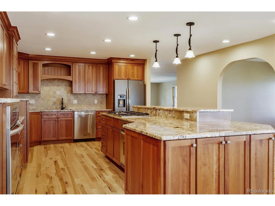 Photo of 6976 Hillpoint Pl