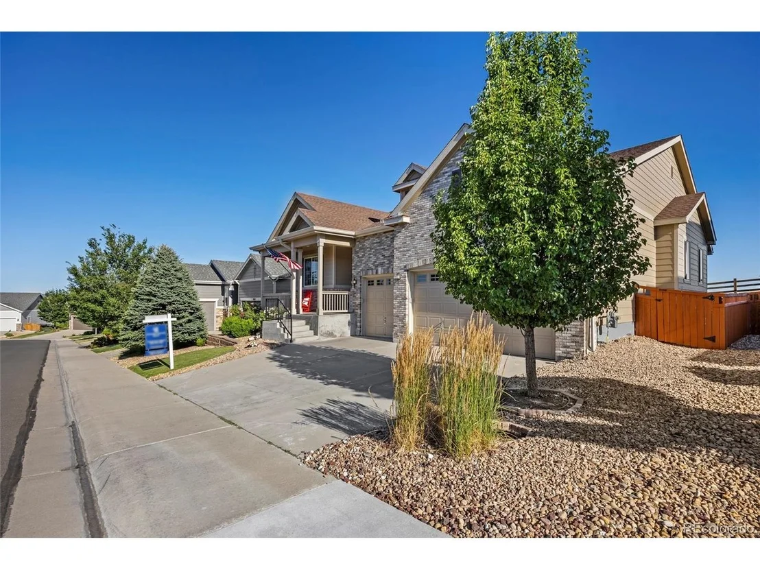 Photo of 7658 Oasis Dr