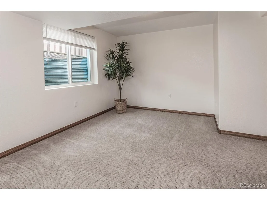 Photo of 555 Cherrywood Dr