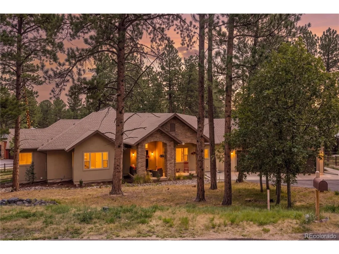Photo of 1395 Gore Cir