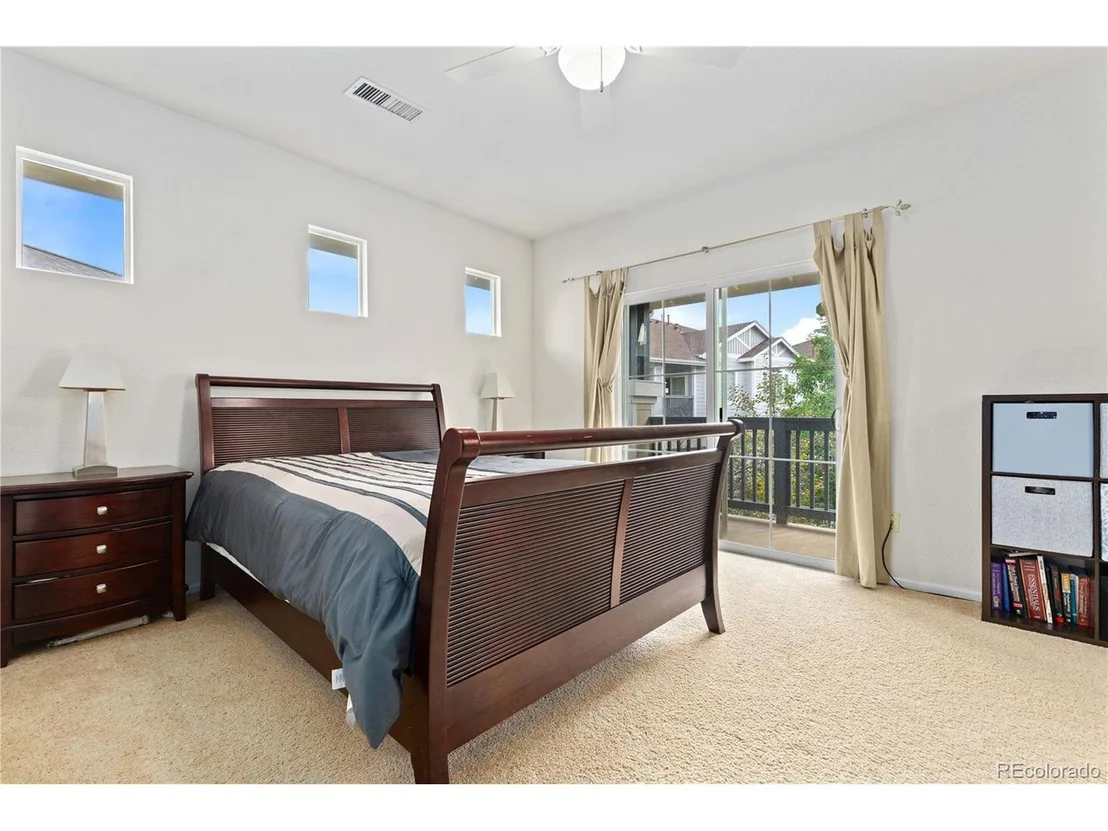 Photo of 32 Whitehaven Cir