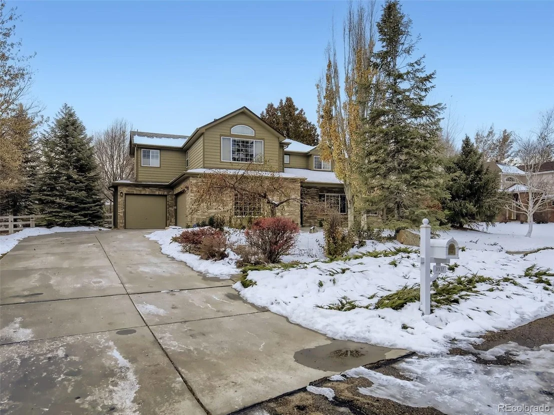 Photo of 1031 Willow Creek Cir