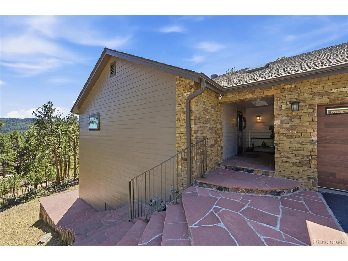 Photo of 226 Bear Dr