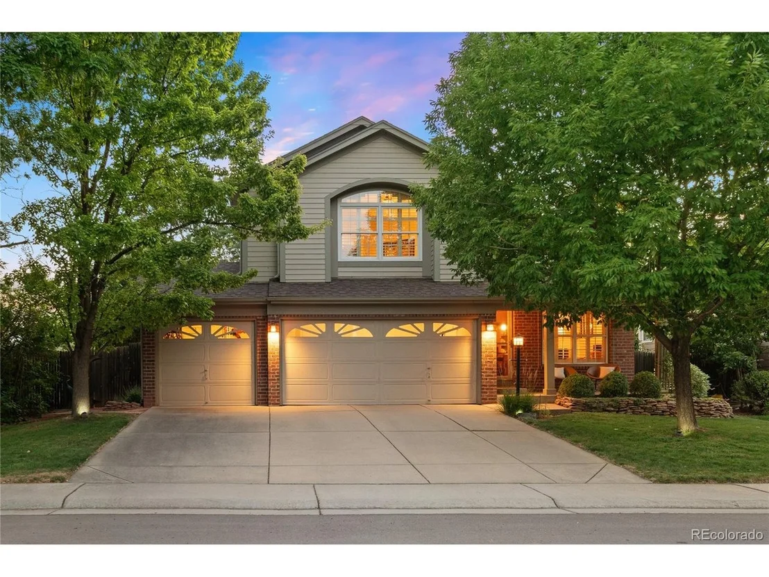 Photo of 423 Pinewood Cir
