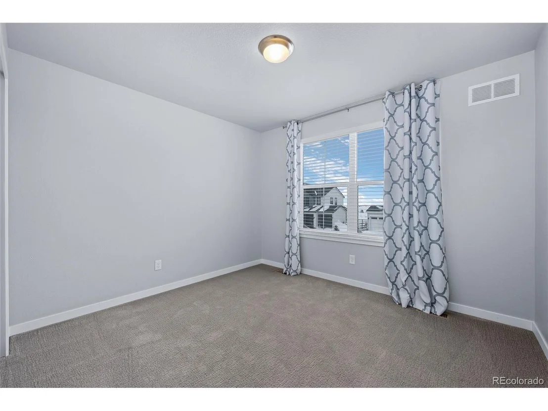 Photo of 39283 Hart Cir