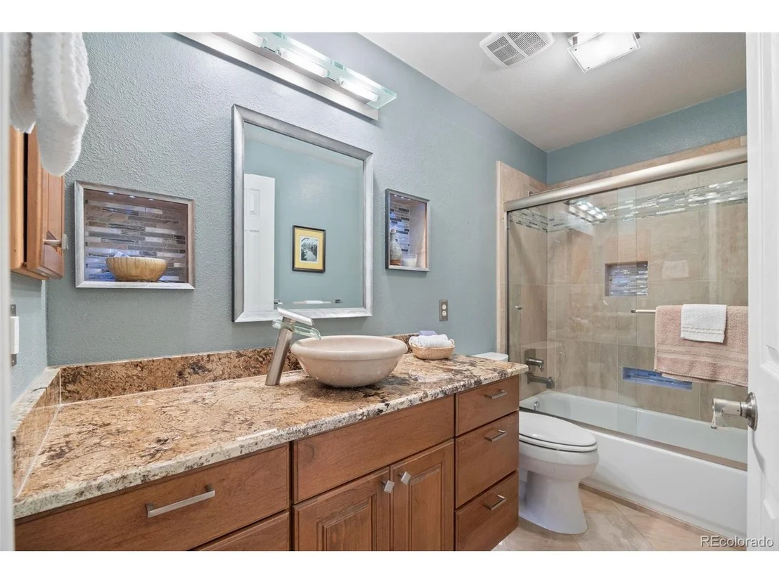 Photo of 5937 Lance Pl