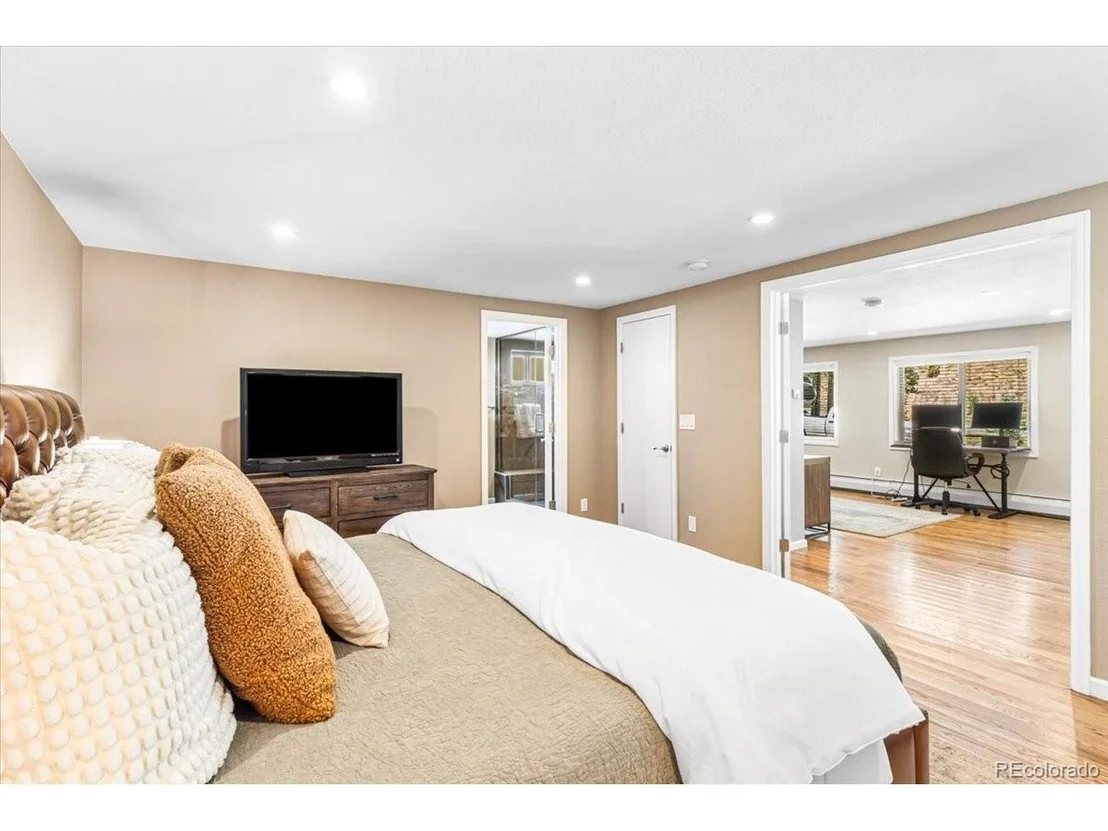 Photo of 34038 Forest Estates Rd
