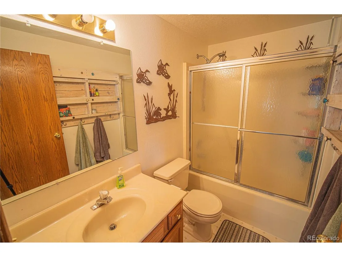 Photo of 172 Robert Dr
