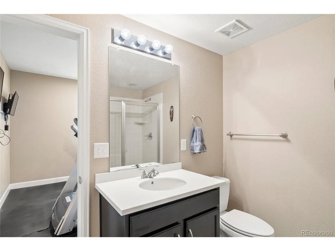 Photo of 1382 Raindrop Way