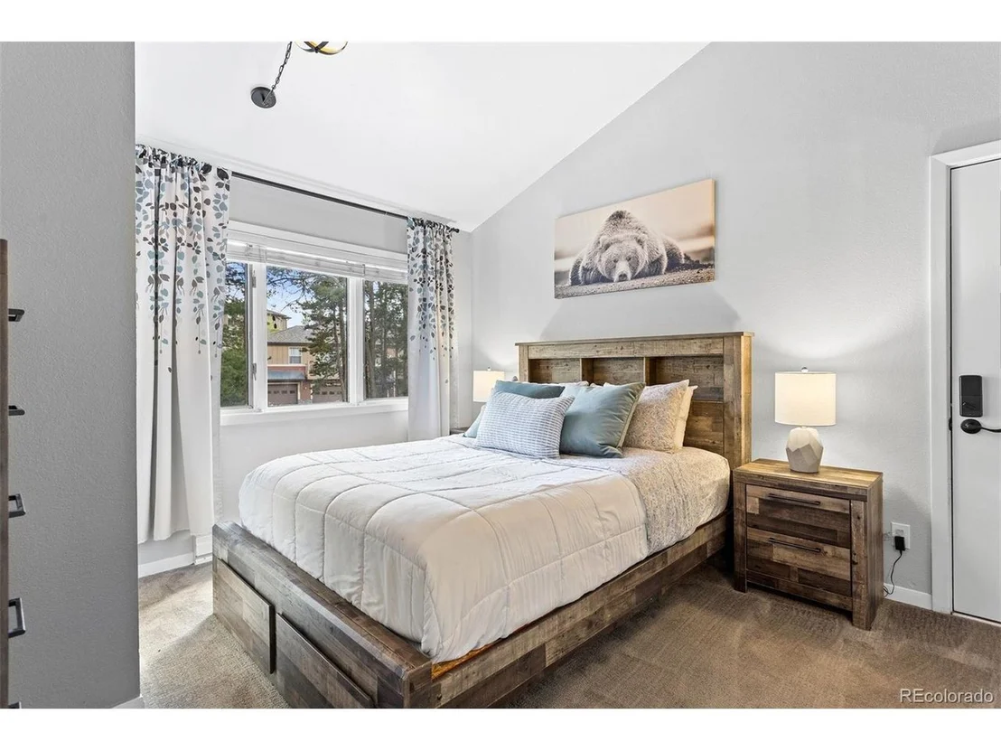 Photo of Unit 3 at 100 Bryant Blvd