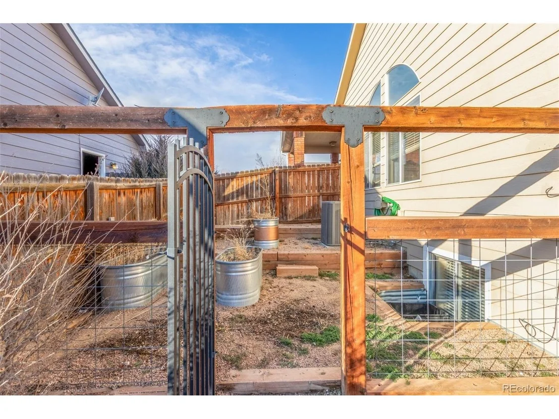 Photo of 3722 Ironhorse Dr