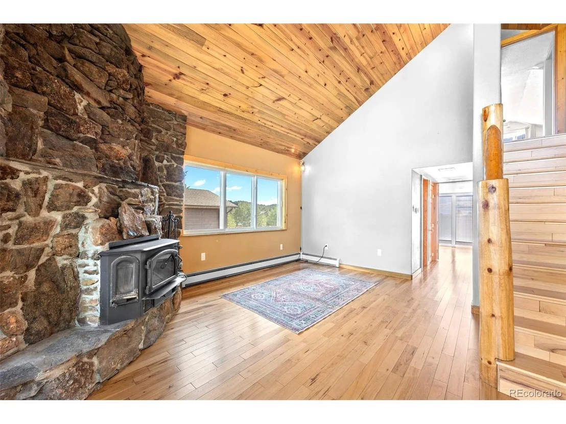 Photo of 23 Moon Dr