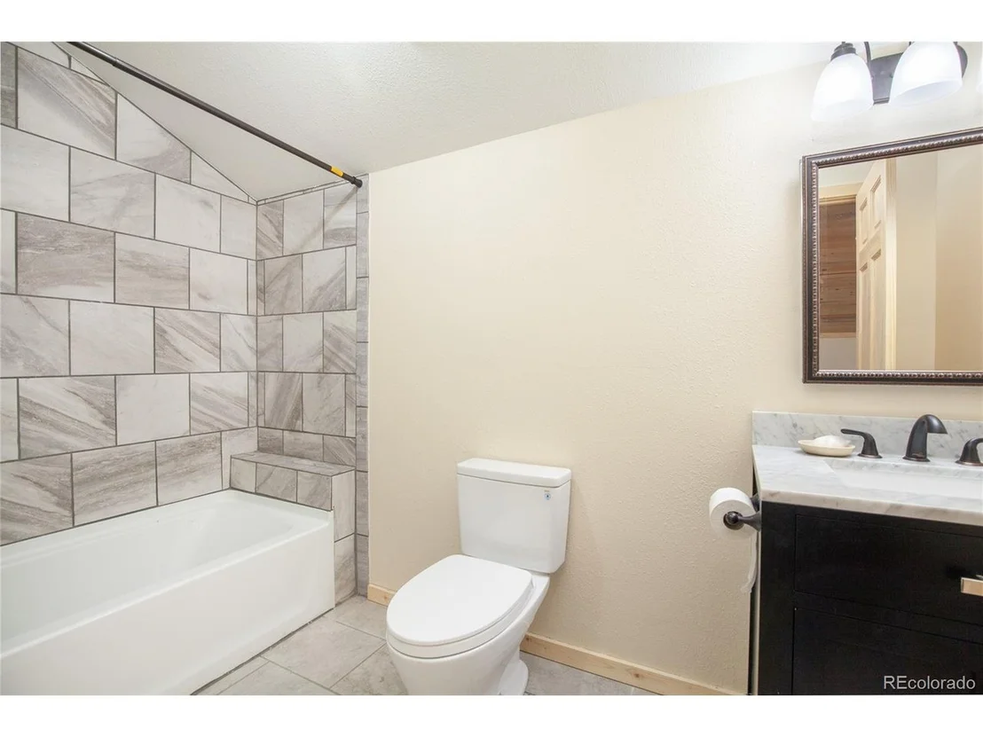 Photo of 1028 Quarry Rd