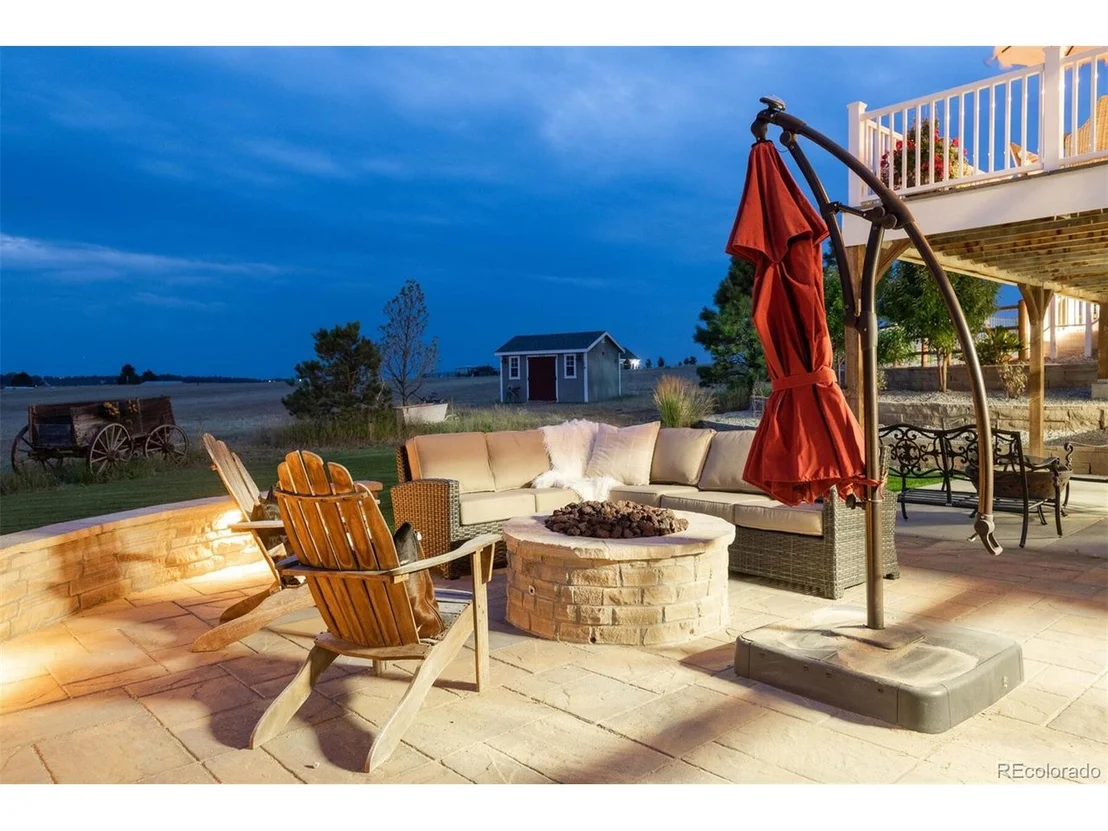 Photo of 980 Promontory Cir