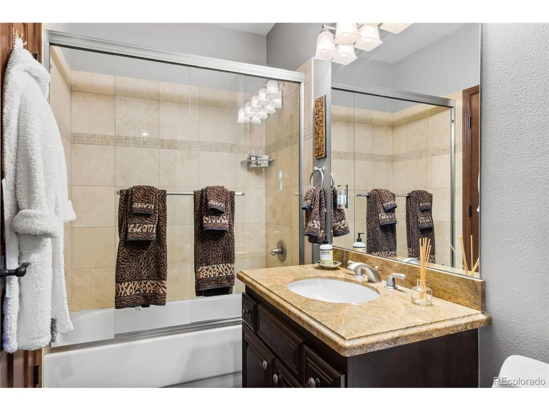 Photo of 2253 Augusta Dr